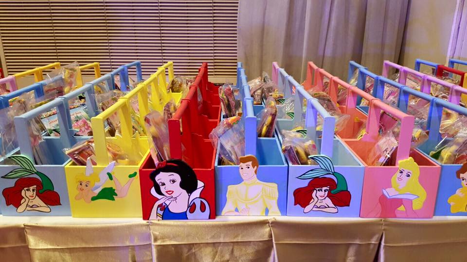 Handicrafts Atbp can come up with mini caddies customized for your child's party. (Photo taken from their FB Page)