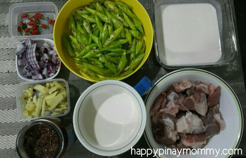 The ingredients to cook Bicol Express are simple, easy to source and will more or less cost you less than P150.00.