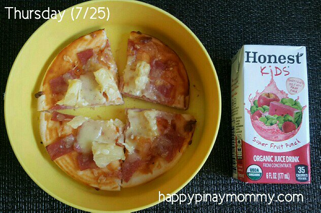 This pizza is a simple but yummy baon for my little girl.