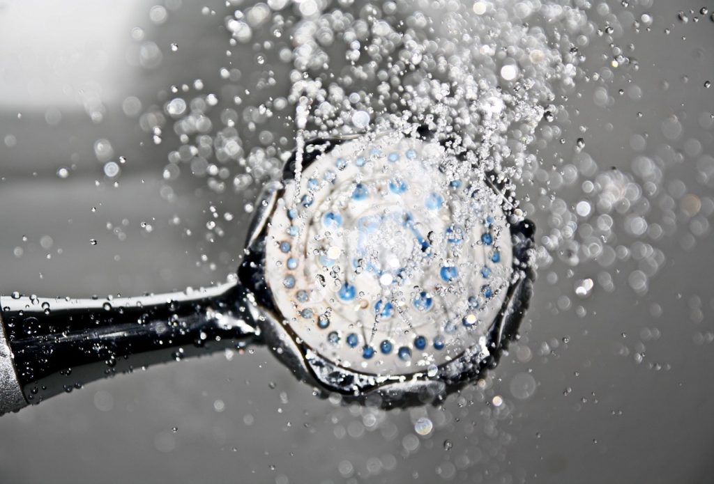 Taking a shower cools the body.